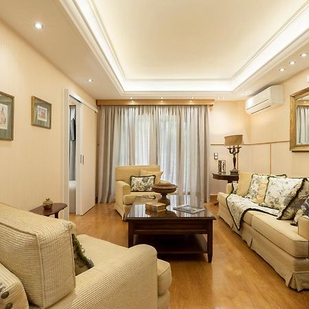 Vouliagmeni'S Elegance By Acropolis Suites Athen Exterior foto