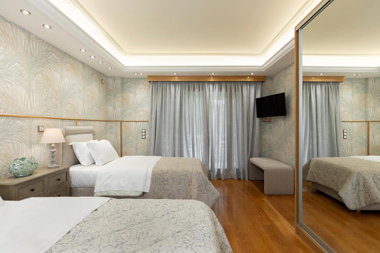 Vouliagmeni'S Elegance By Acropolis Suites Athen Exterior foto