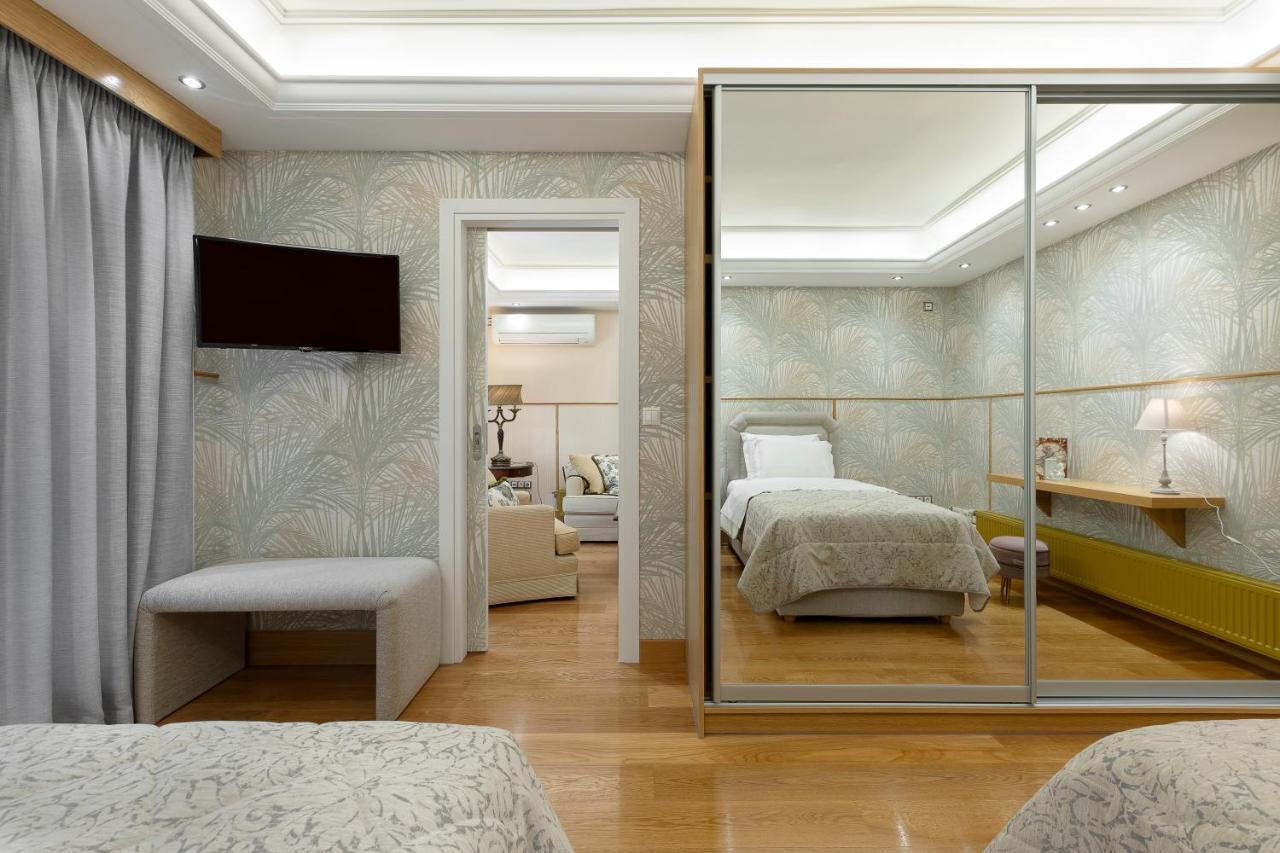 Vouliagmeni'S Elegance By Acropolis Suites Athen Exterior foto